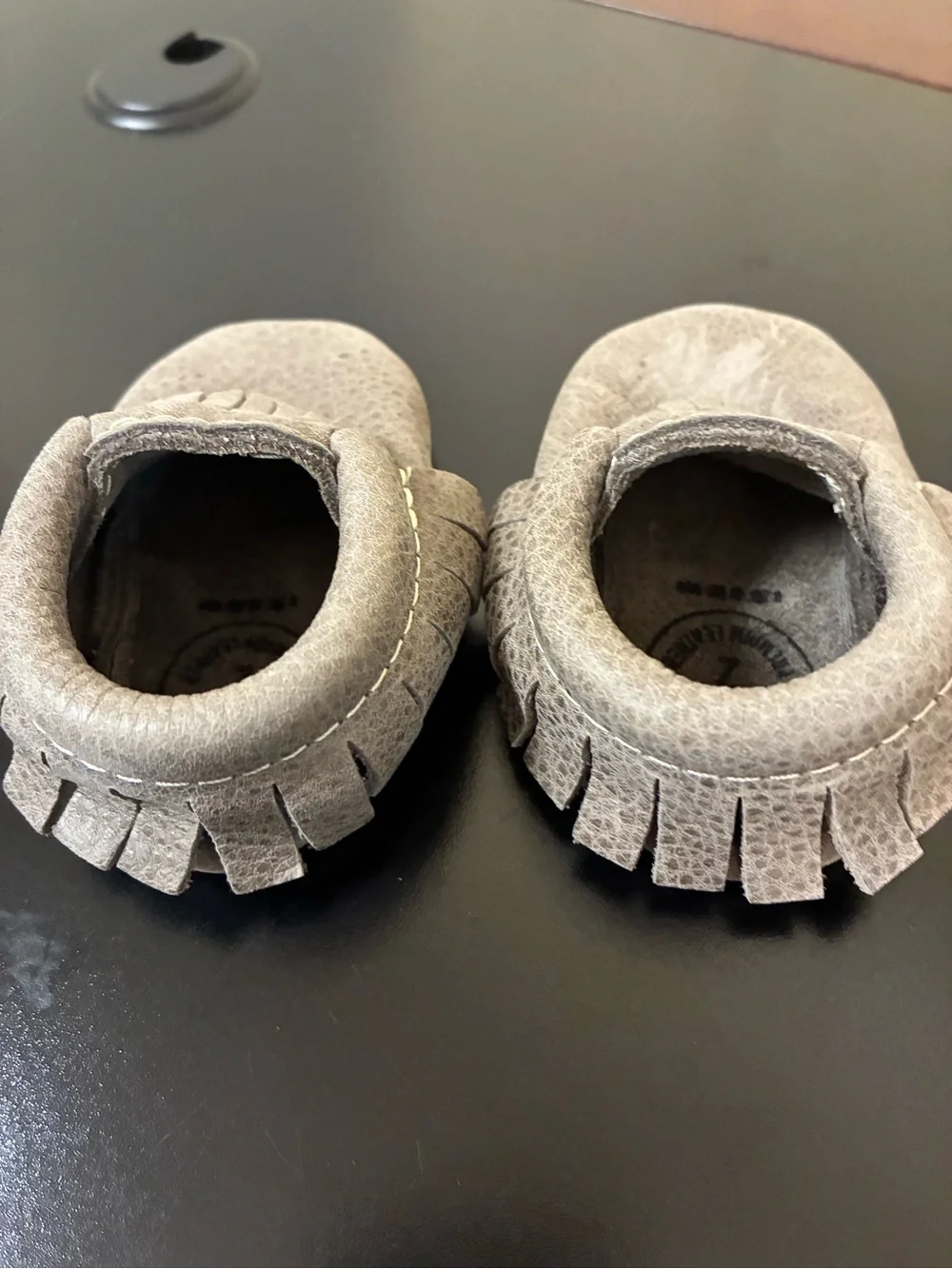 Freshly Picked Baby Shoes Moccasins grey- Size 2